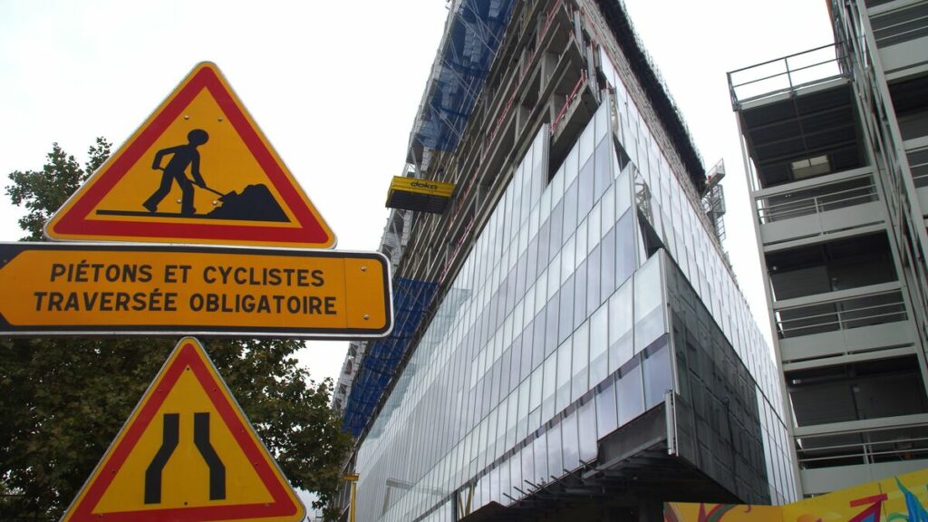 « Ils n’en ont rien à foutre » : après l’accident mortel à Paris, le chantier de la tour Triangle se poursuit