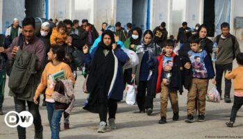 Iran plans to deport 2 million Afghan refugees