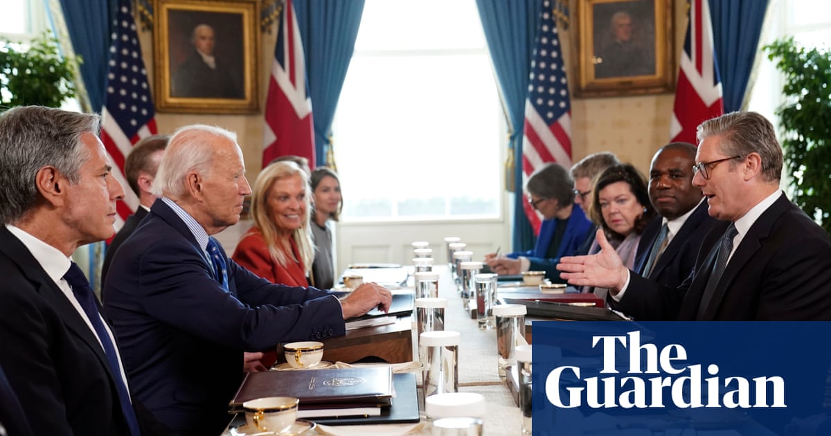 Joe Biden dismisses Russian threats during meeting with Keir Starmer