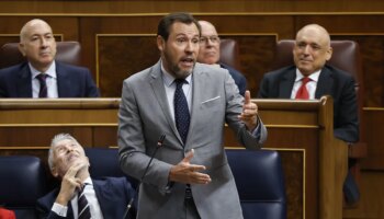 Junts y ERC votan en el Senado junto a PP y Vox a favor de reprobar a Óscar Puente por su "nefasta" gestión en Transportes