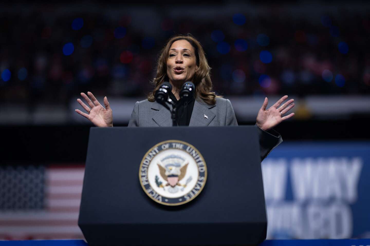 Kamala Harris met Donald Trump au défi de débattre une nouvelle fois avec elle, quelques jours avant l’élection présidentielle