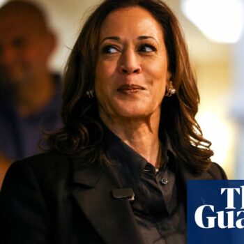 Kamala Harris talks assault-weapons ban and tax relief in Pennsylvania stop