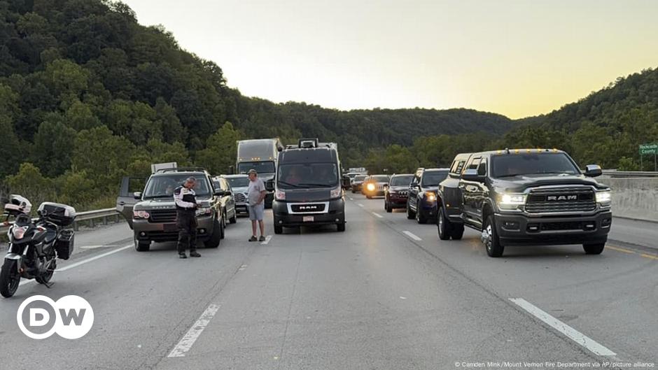 Kentucky highway shooter injures several