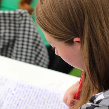 La Junta de Andalucía ayuda con 300 euros a los universitarios que tengan este nivel de idiomas