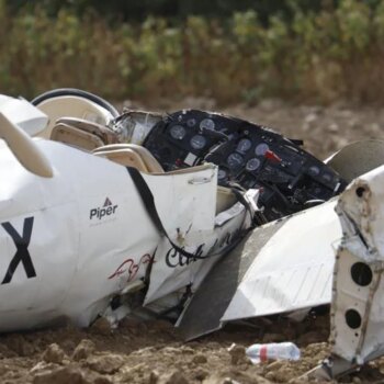 La mujer herida en un accidente mortal de avioneta en Córdoba pasa a planta en el hospital Reina Sofía