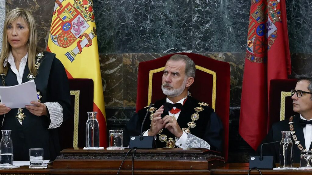 La nueva presidenta del TS y el CGPJ se estrena con un aviso a  los políticos: "Ningún poder del Estado puede dar instrucciones a los jueces sobre cómo interpretar el ordenamiento jurídico"