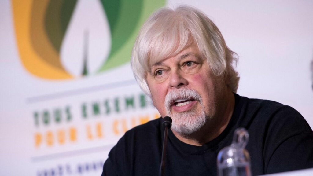 L’activiste défenseur des baleines Paul Watson maintenu en détention au Groenland