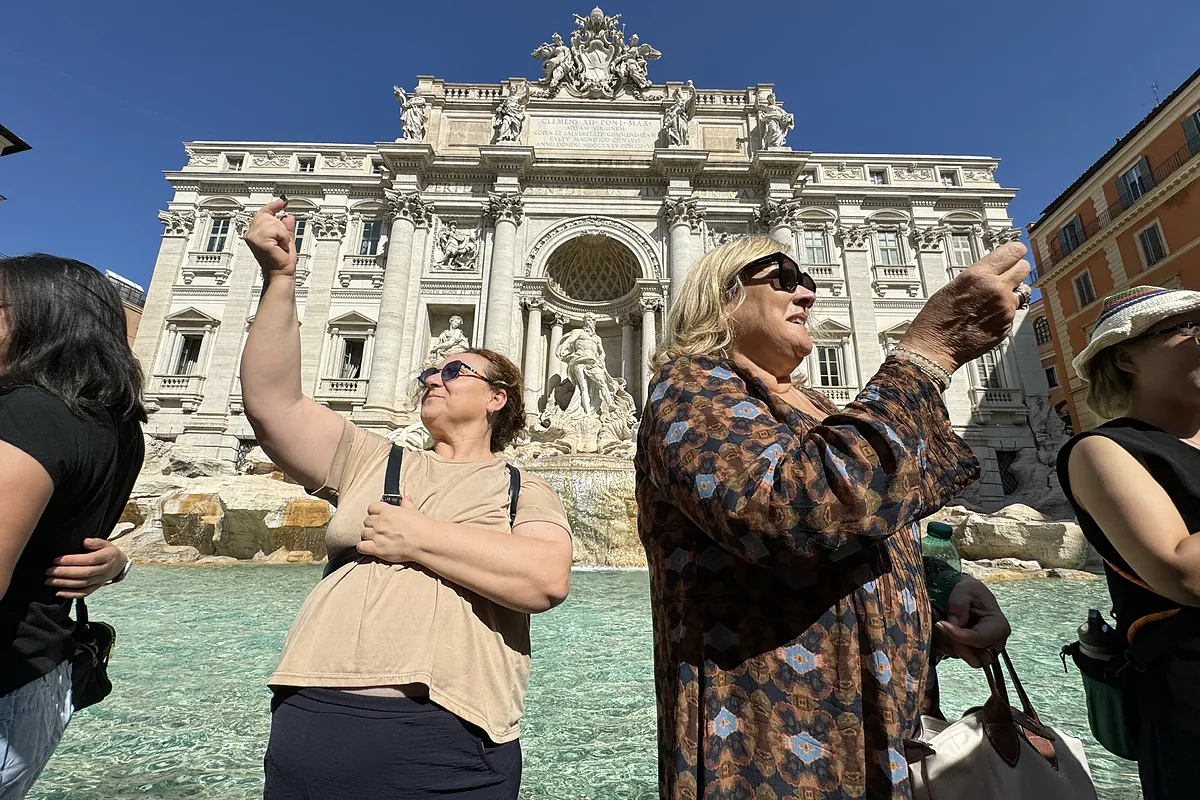 Lanzar la moneda a la Fontana de Trevi en Roma costará 2 euros para tener "una experiencia única"