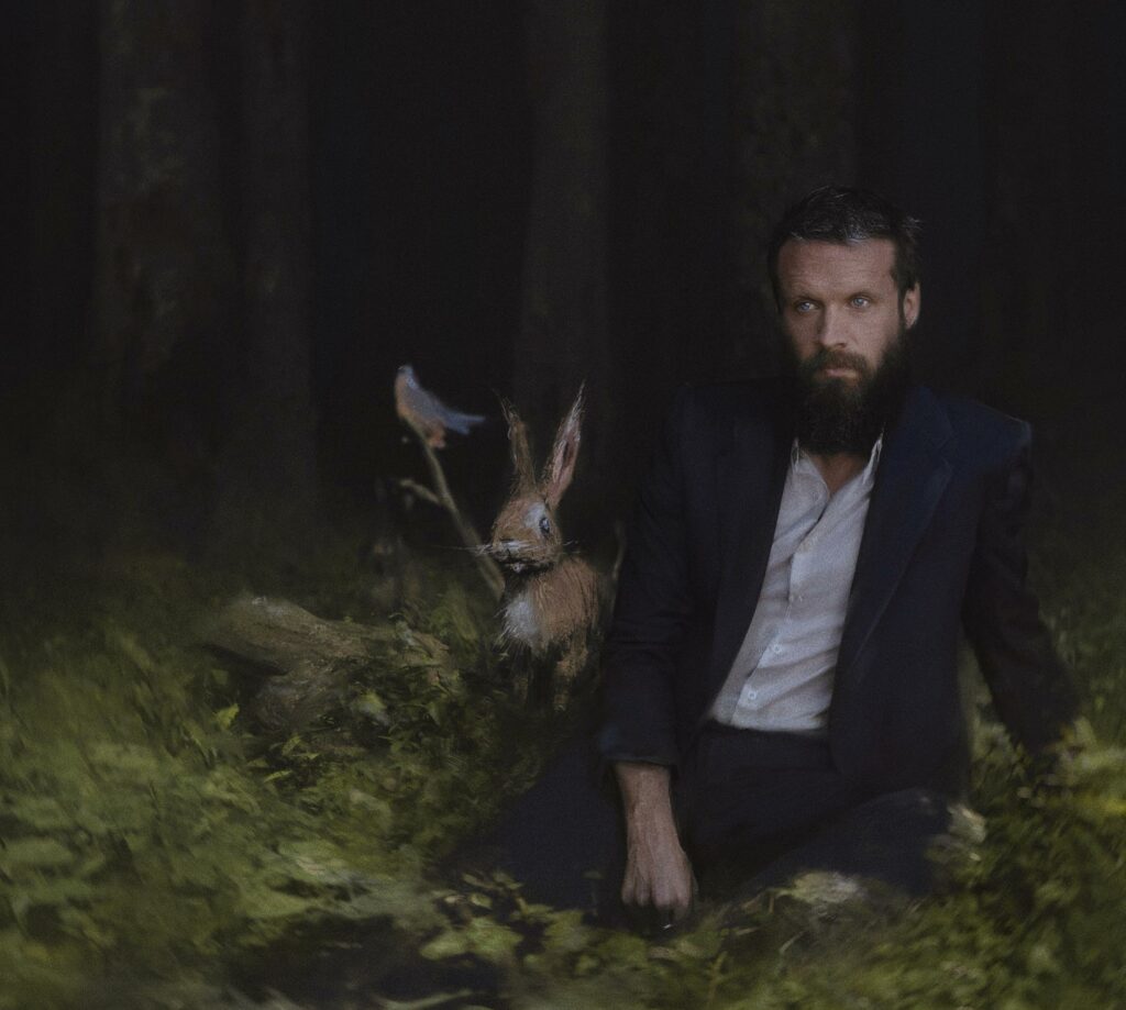 Le dernier single de Father John Misty est la plus belle chose que vous écouterez aujourd’hui