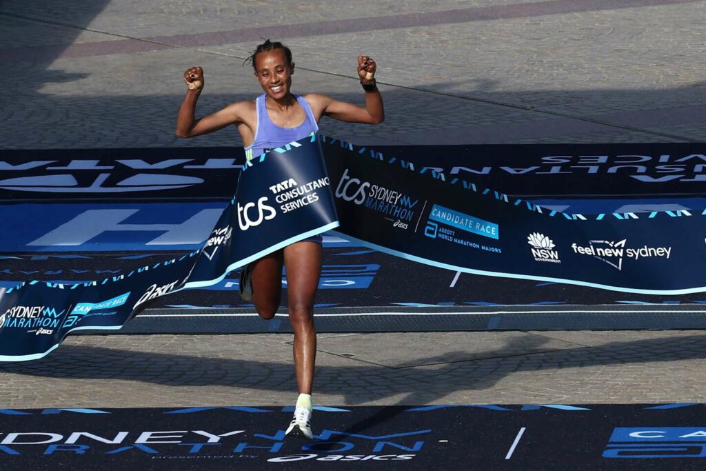 Le marathon de Sydney 2024 voit tomber ses records de course chez les hommes et les femmes