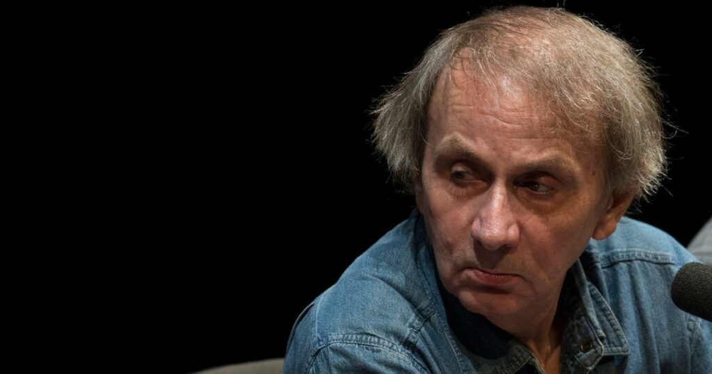 «Les gens qui ont des idées humanitaires sont une catastrophe» : les confessions de Michel Houellebecq aux Britanniques