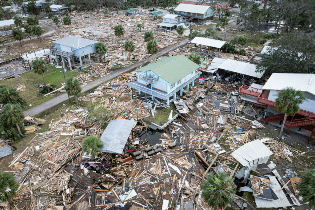 Les images de l’ouragan Hélène, qui a fait 63 morts aux Etats-Unis