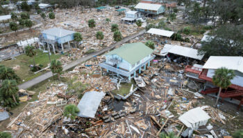 Les images de l’ouragan Hélène, qui a fait 63 morts aux Etats-Unis