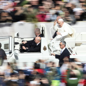 L'histoire de ce véhicule: Le Pape va traverser le Luxembourg dans sa célèbre "papamobile"