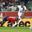 Ligue 1: La passe de trois pour Paris, Monaco freiné par Lens