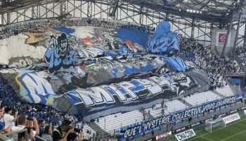 Ligue 1 : en images, les sublimes tifos à Marseille pour les 125 ans de l’OM et les 80 ans de la Libération