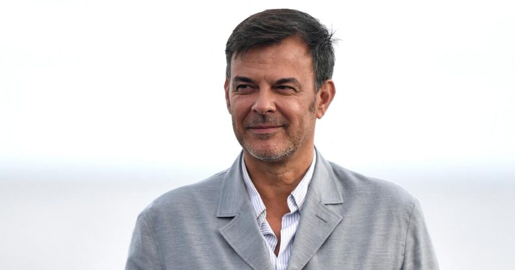 «L'omerta ne peut plus continuer» : François Ozon dénonce «l’hypocrisie de l’Église» face à l’abbé Pierre