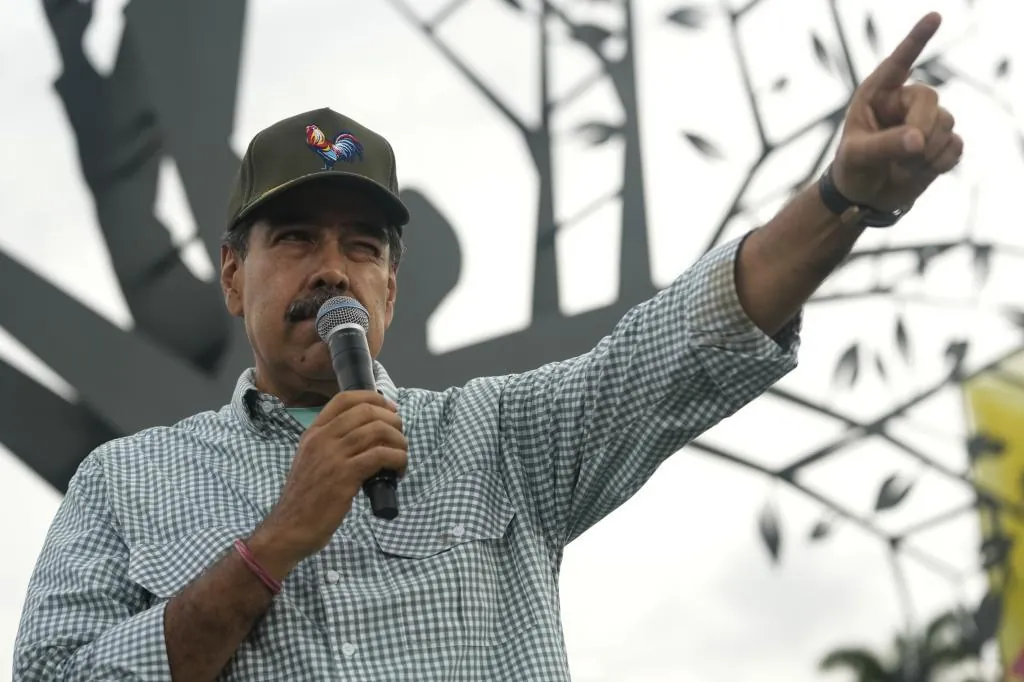 Maduro insiste en que los "planes" de la CIA y del CNI involucraron a agentes extranjeros