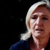 Marine Le Pen dépose plainte pour «abus de faiblesse», après la diffusion d’une vidéo de son père aux côtés d’un groupe de rock néonazi