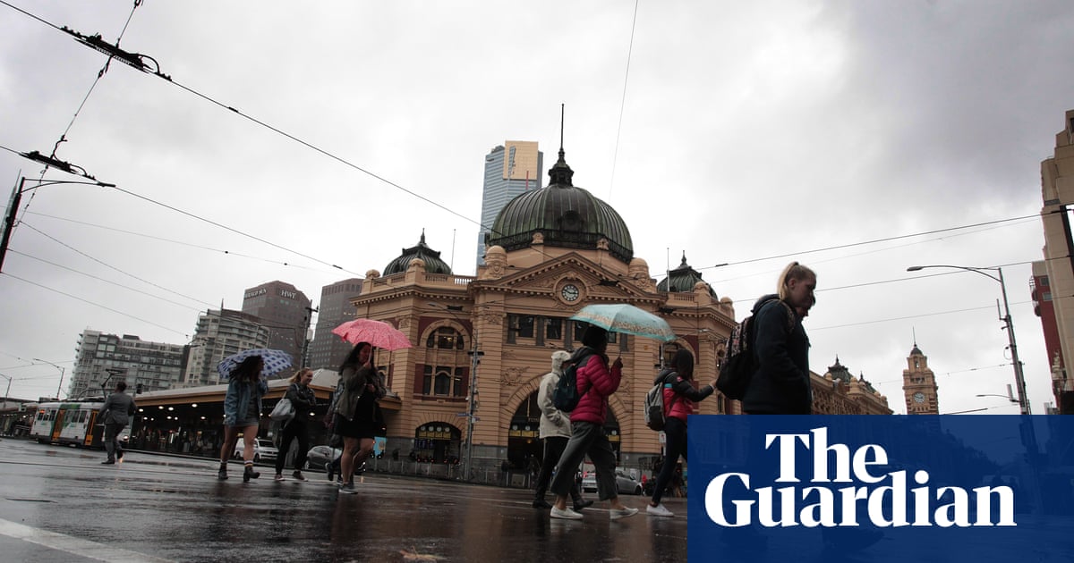 Melbourne in for chilly start to week as cold front brings frosty spring temperatures