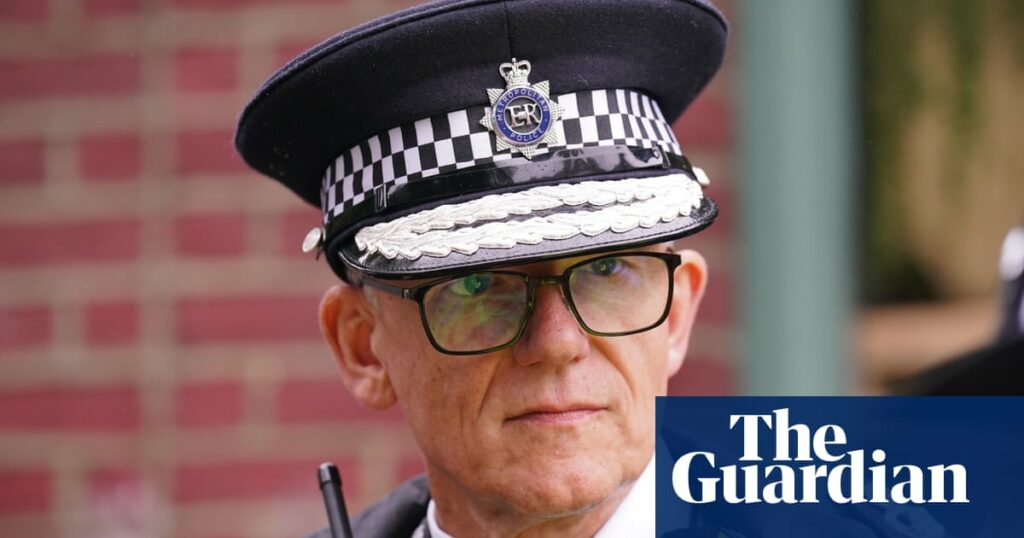 Met police chief hails race action plan as ‘a step in the right direction’