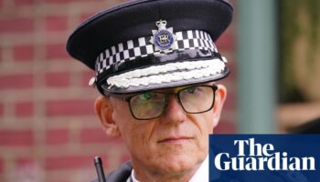 Met police chief hails race action plan as ‘a step in the right direction’