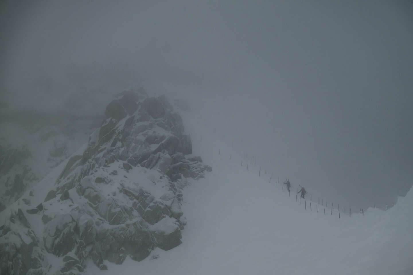 Mont Blanc : quatre alpinistes coréens et italiens bloqués depuis trois jours