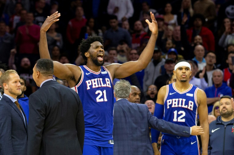 NBA: Embiid prolonge son contrat avec les Sixers