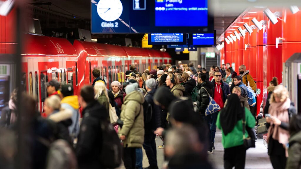 Nahverkehr: Massive Störung der Münchner S-Bahn nach Stellwerksdefekt