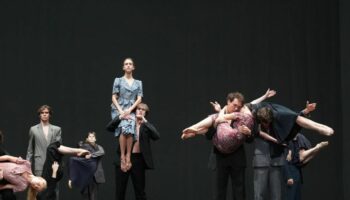 "Adagio" ist ein Frühwerk von Pina Bausch aus dem Jahr 1974. Foto: Marcus Brandt/dpa