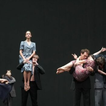 "Adagio" ist ein Frühwerk von Pina Bausch aus dem Jahr 1974. Foto: Marcus Brandt/dpa