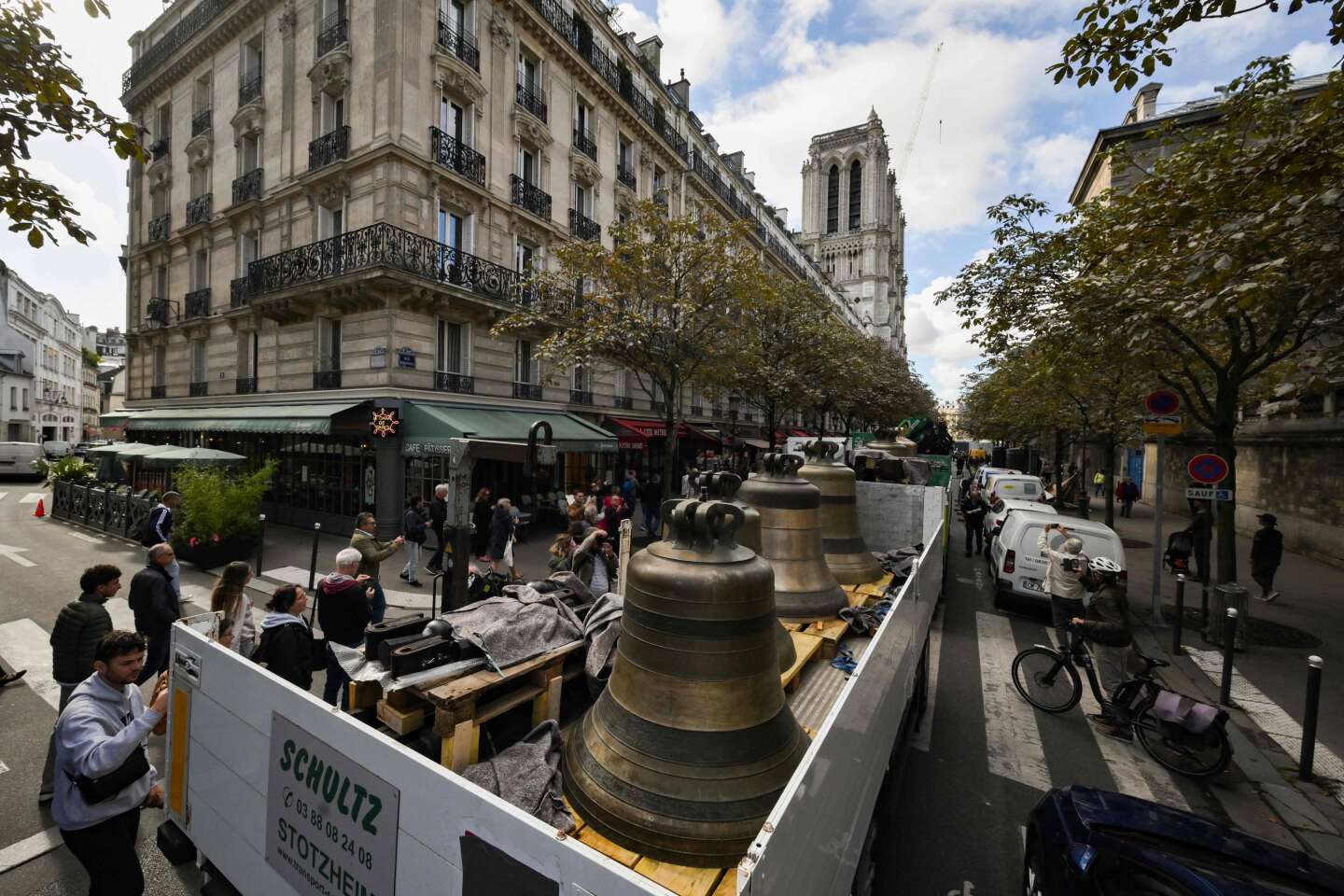 Notre-Dame de Paris : à trois mois de la réouverture de la cathédrale, huit cloches sont de retour