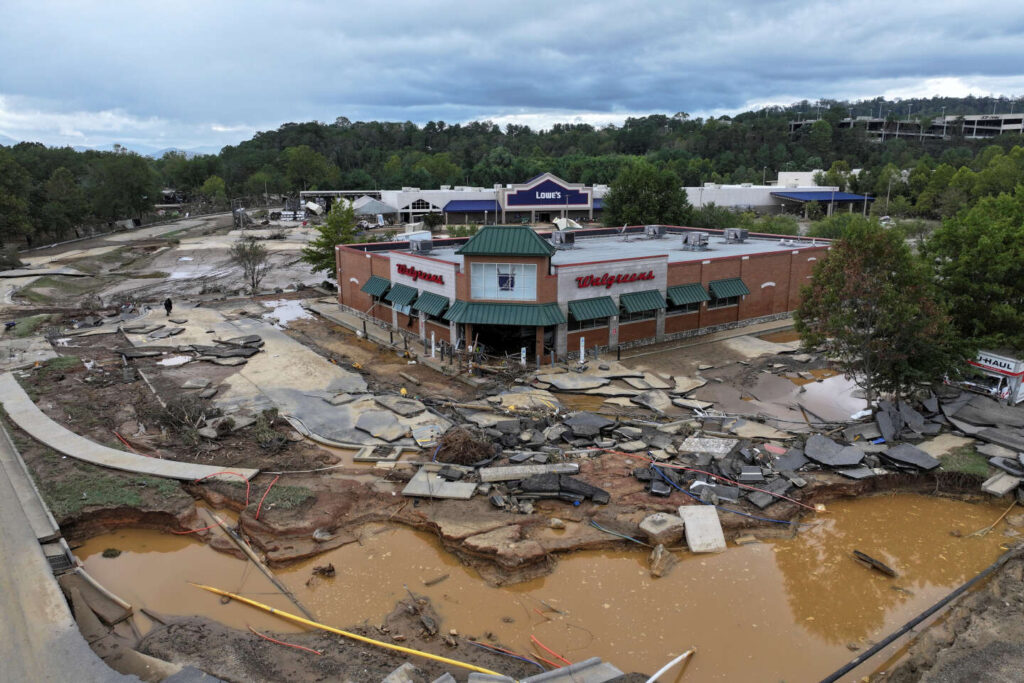 Ouragan Hélène aux Etats-Unis : le bilan s’élève désormais à 93 morts, les recherches de disparus se poursuivent