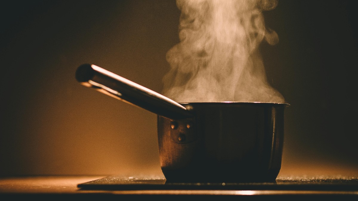 Pourquoi le lait déborde toujours de la casserole (et comment l'éviter)