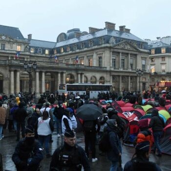 Précarité : « L’héritage olympique doit aussi être l’occasion de réinventer les politiques sociales »