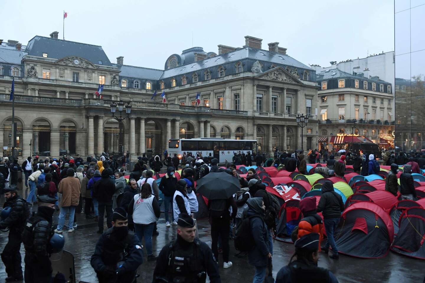 Précarité : « L’héritage olympique doit aussi être l’occasion de réinventer les politiques sociales »