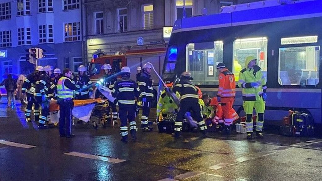 Schwanthalerhöhe: 31-Jähriger bei Zusammenstoß mit Trambahn schwer verletzt