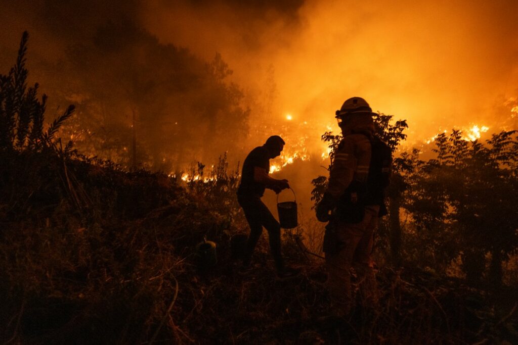 Série de feux de forêt: Le Portugal appelle à l'aide européenne