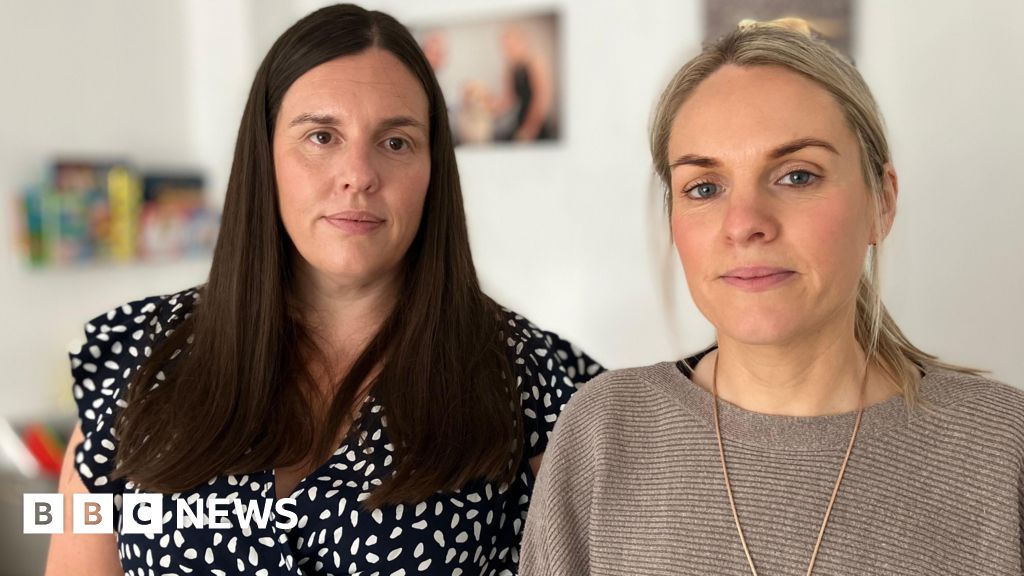 Sisters tell of years searching for health answers