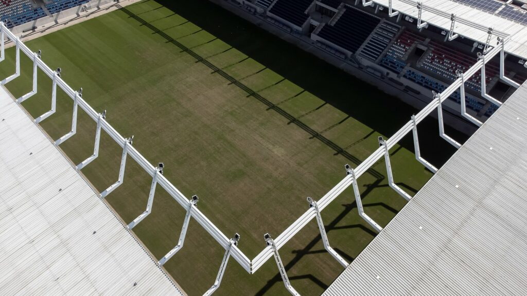 Stade de Luxembourg: Le champignon qui a abîmé la pelouse va coûter très cher