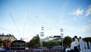 Sur les Champs-Elysées, une ultime parade pour conclure les Jeux de Paris 2024