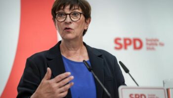 Das Tariftreuegesetz kommt, da ist sich die SPD-Vorsitzende Esken sicher. Aber offensichtlich stellt sich die FDP noch quer. (Ar