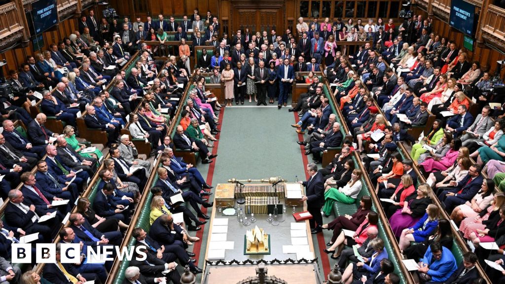 Tories make leadership pitches as Parliament returns