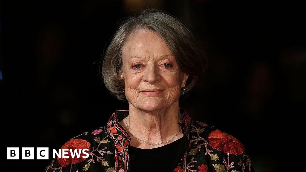 Tributes paid to 'true legend' Dame Maggie Smith