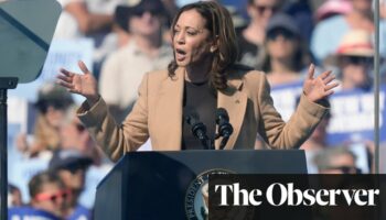 US ‘hero voters’ key to Harris win, say top ex-aides who plotted Labour UK victory