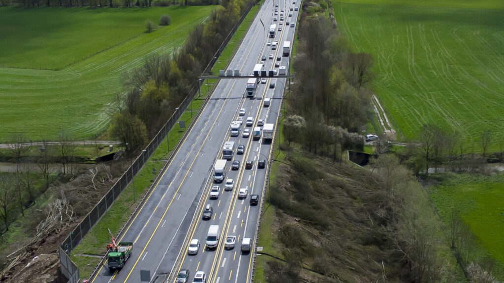 "Un potentiel prometteur": Bientôt des panneaux photovoltaïques le long de l'A3?