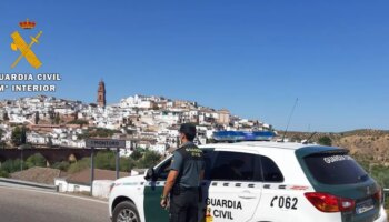 Una videoconsola permite detener a tres personas que desvalijaron una casa de campo en Montoro