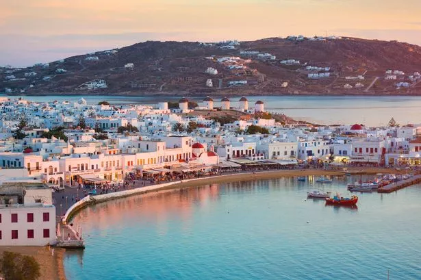 Urgent warning for Brits visiting Greek islands - ‘key thing you should never do’