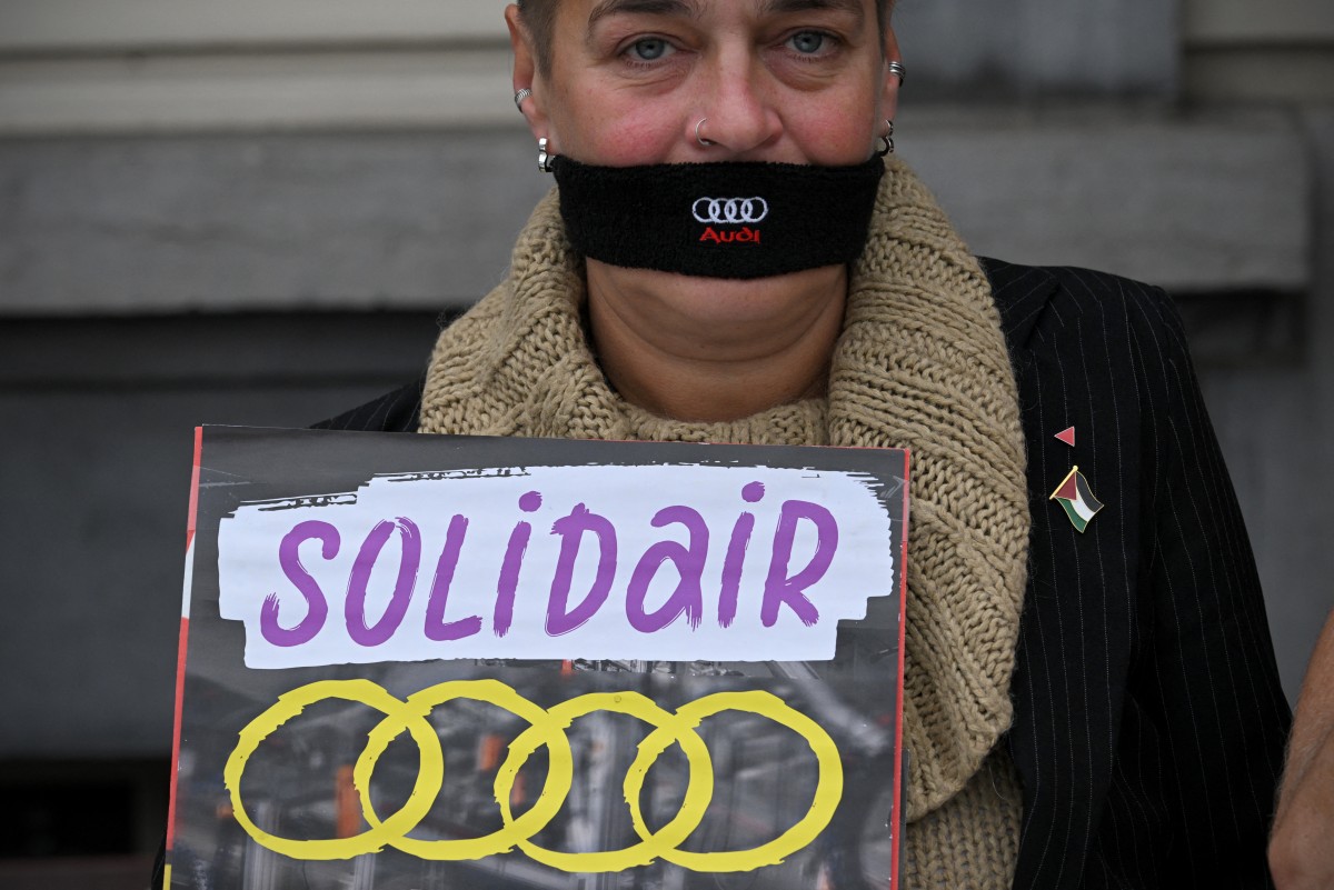 Usine Audi menacée de fermeture: Des milliers de manifestants à Bruxelles contre les fermetures d'usines