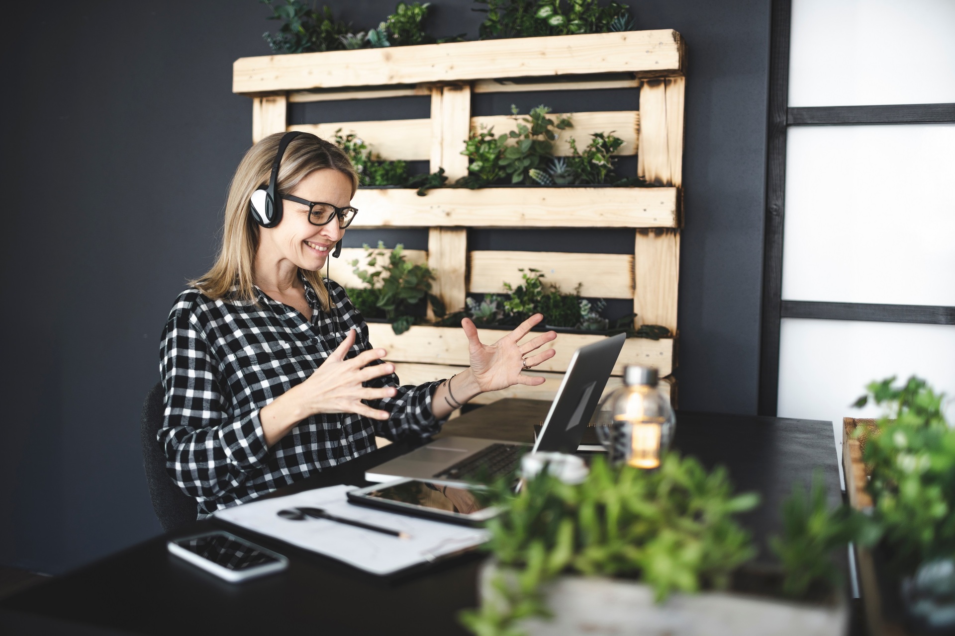 Vie de bureau: Les salariés se sentent plus productifs quand ils sont en télétravail